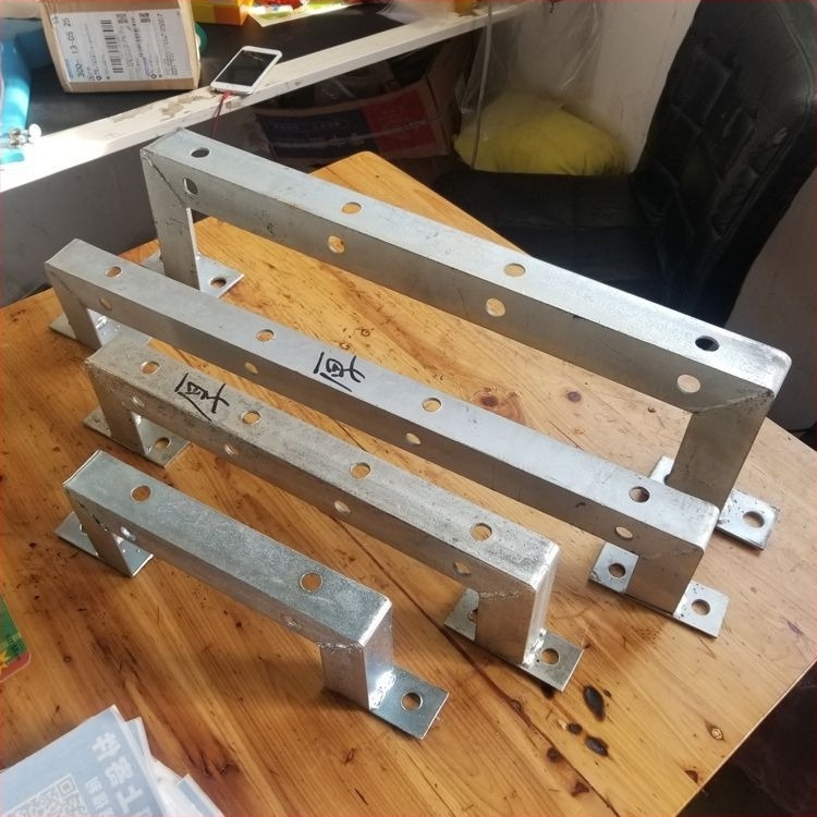 Zidni držač kablova za električne instalacije i privremeni kabelski stalak