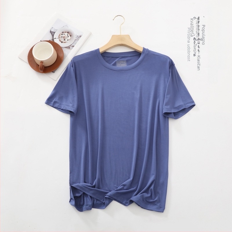 Muška majica kratkih rukava od modalnog materijala, okrugli izrez, ležeran kroj, lagano prozračna za ljeto