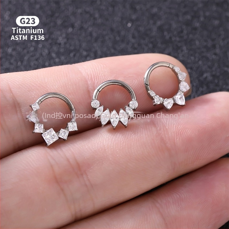 Unisex nosni prsten i prsten za kost uha, titanijeva legura s cirkonom, oblik insekta, čistoća f136