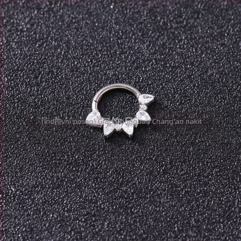 Unisex nosni prsten i prsten za kost uha, titanijeva legura s cirkonom, oblik insekta, čistoća f136