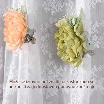 Nordijski stil klipsa za zavjese s umjetnim božurom — elegantan minimalistički dekor za svadbenu sobu