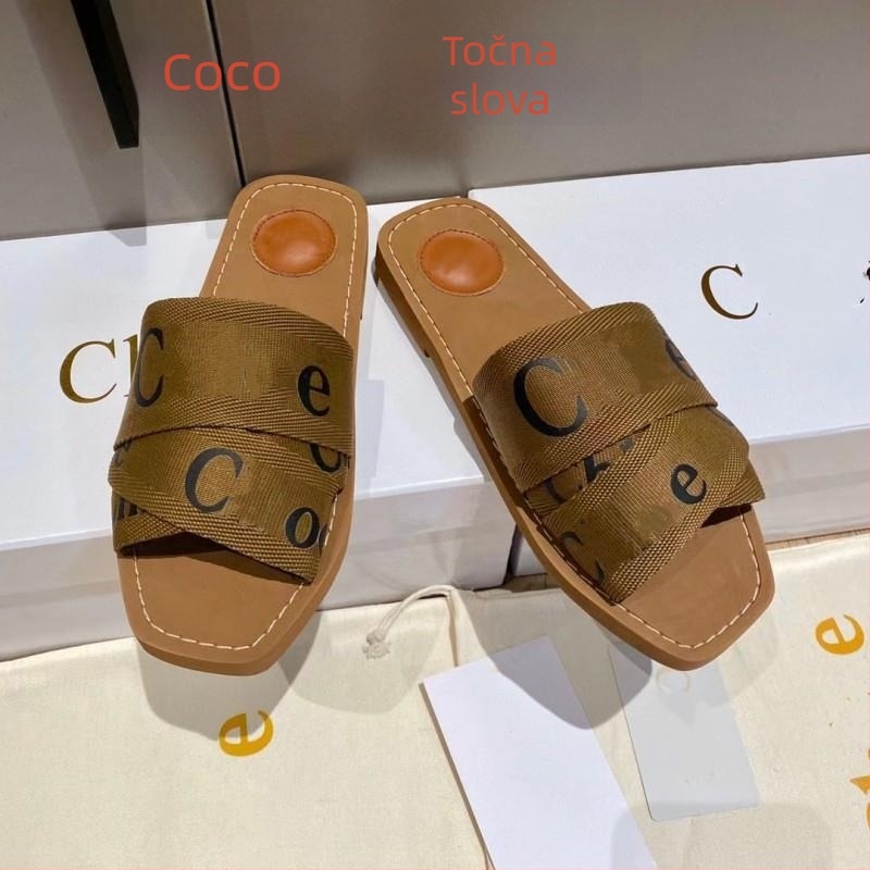 Sandale s jednim remenom, gornji dio od mrežice, gumena potplat, ravni đon, pogodne za plažu, ljeto 2025