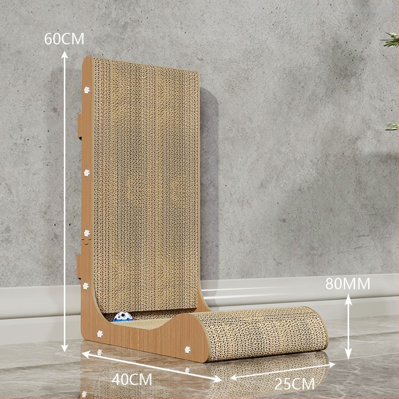 Mačja grebalica u L-oblika, velika, vertikalna, s kuglicom za igru, otporna na habanje, od valovitog papira