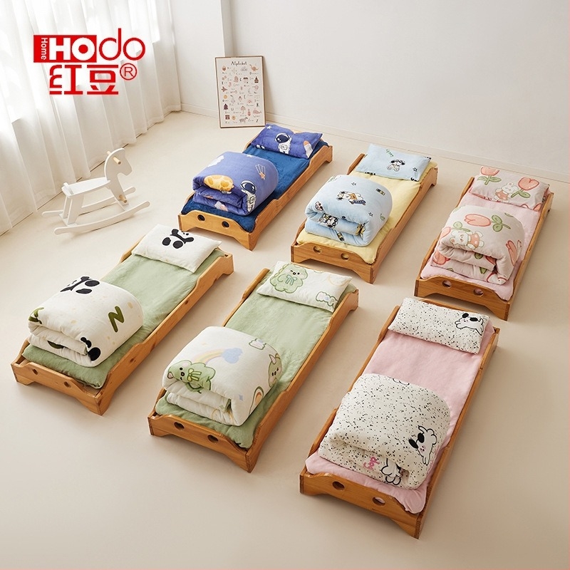 Dječje ćebe s jezgrom, materijal mliječni velur, punjenje poliester i vlakno soje, zimska sezona, za djecu do 10 godina, težina 1,1–1,5 kg