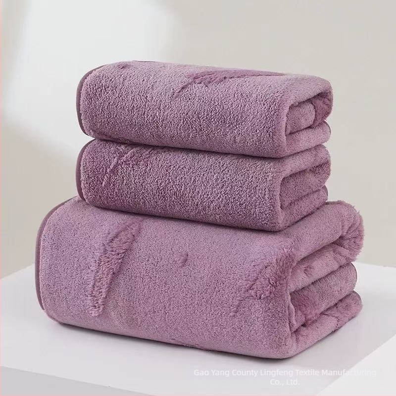 Jacquard kupaonski ručnik za tijelo i ručnik za lice s motivom srca i pera, koralni fleece, 150D, 50–80 g