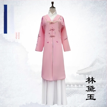Televizijski kostim u bajkovitom stilu, inspiriran likovima Song Jianga iz Water Margin i Lin Daiyu te Jia Baoyu iz Dream of the Red Chamber