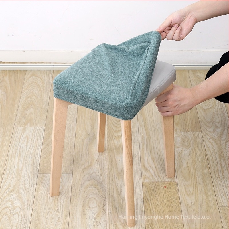 Navlaka za stolicu kvadratnog oblika – 100% poliester, protuklizna, otporna na habanje, moderan minimalistički stil