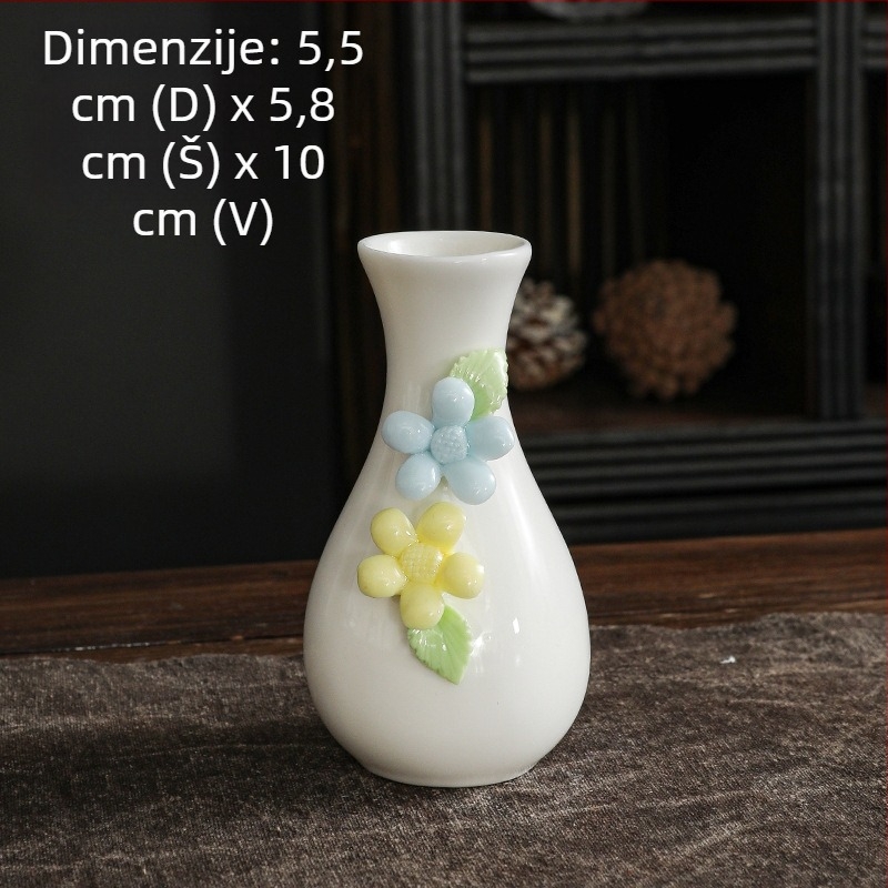 Ručna porcelanska vaza s pinch-pot tehnikom
