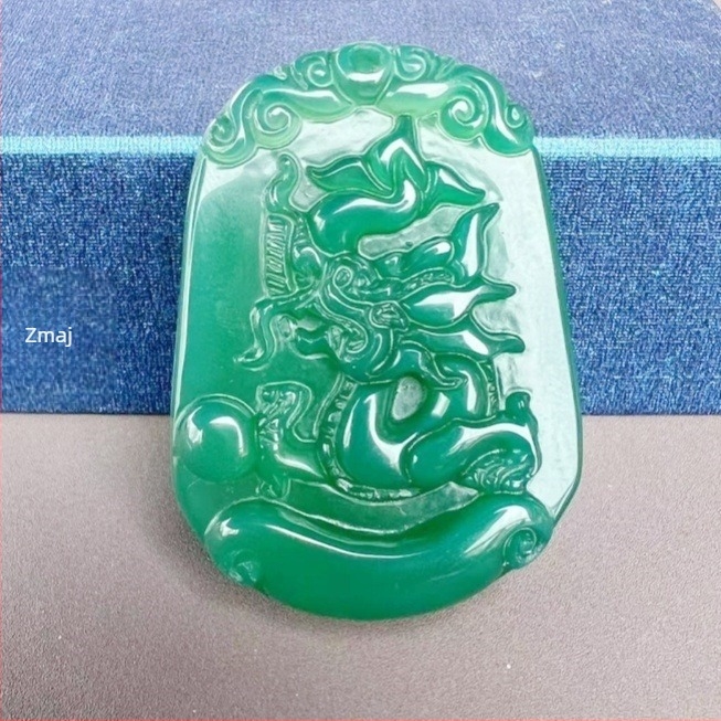 Životinjski oblik od ahata chalcedona, viseća ukras, gravirano i polirano, moderni minimalistički stil, Dvanaest znakova zodijaka