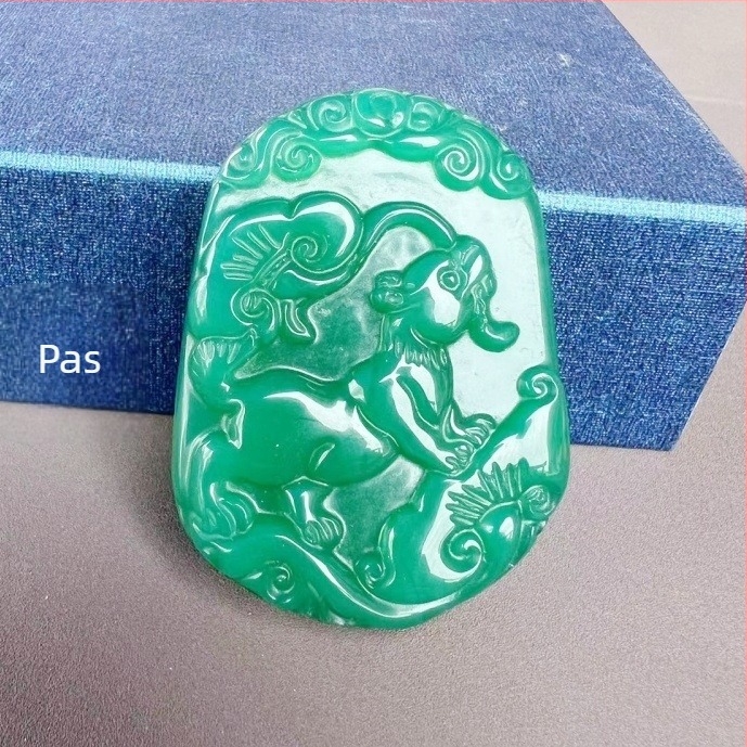 Životinjski oblik od ahata chalcedona, viseća ukras, gravirano i polirano, moderni minimalistički stil, Dvanaest znakova zodijaka
