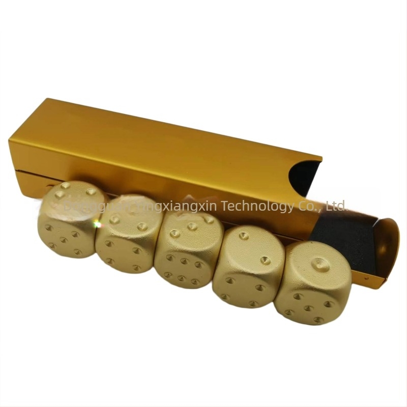 Kocke od aluminijske legure, set od 5 komada u metalnoj kutiji (Materijal: aluminijska legura; Pakiranje: 5 kom.)