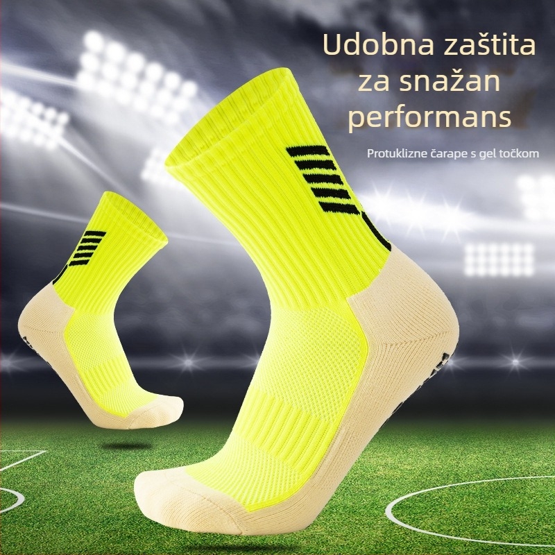 Nogometne čarape, jesen–zima, srednje duljine, đon s ljepilom i dnom s ručnikom, protuklizne, upijaju znoj
