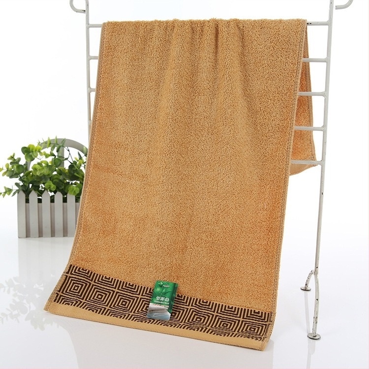 Ručnik za lice od bambusovih vlakana, Jacquard pletenje, težina 100–120 g, udio bambusovih vlakana 70%, prilagodljiva obrada