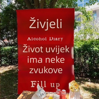 Zidna tapiserija – pliš materijal, najlonska vlakna (polyamid) 41–50%, novi kineski stil, strojno pranje