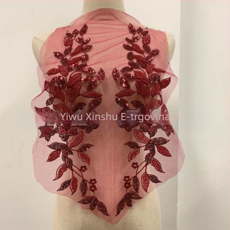 3D čipkasta appliakcija s perlicama za odjeću – materijali: cijevne perlice, staklene rižine perle, mreža, šivaća nit; marka Xin Shu; pogodna za žensku odjeću i vjenčanu haljinu; primjene: Hanfu, haljine, party odjeća; postupak: šivanje perlicama