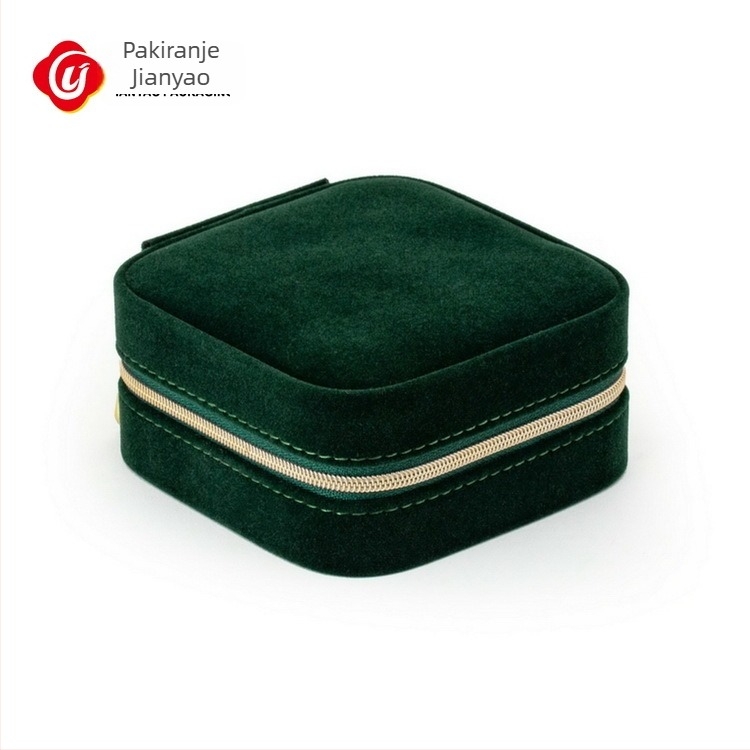 Baršunasta kutija za nakit - model B-02407 | Materijal: baršun, Vrsta pakiranja: kutija, Namjena: pakiranje nakita, Brend Bright