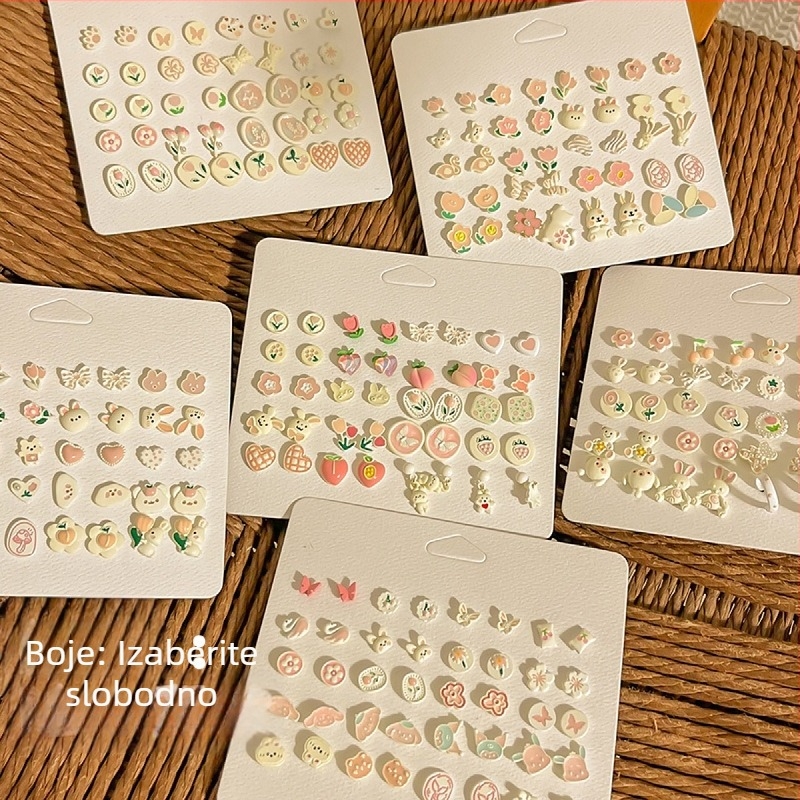 Naušnice Miyou – legura; obrada: kapanje ulja; stil: japanski i korejski; oblici: srce, cvijet, listovi, geometrijski