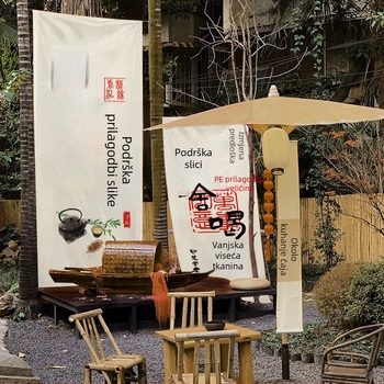 Laneni goblen za čajovnu i kamping atmosferu – pozadina s kaligrafijom, elegantan dekor, vertikalni format