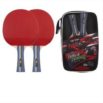 Raketa za stolni tenis s dvostrukom anti-prijanjajućom gumom, baza od topole, vodoravna drška, prilagodba obrade i tiskani logotip.