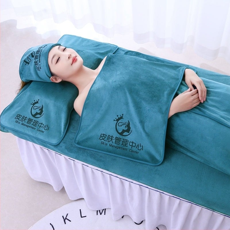 Set ručnika za kozmetički salon | mikrovlakno, fino vlakno; bez dlačica i puha; težina 301-350 g; NET verzija