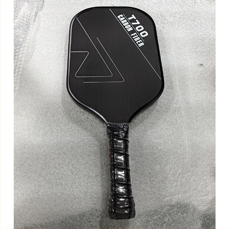 Kerui pickleball reket od karbonskih vlakana, težina 220 g, debljina 16 mm, model T2614
