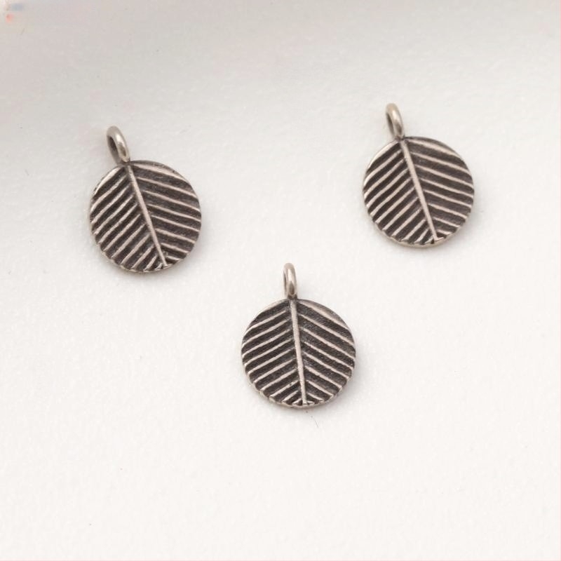 S925 sterling srebrni listni dodatak s OT kopčom, retro stil za DIY nakit