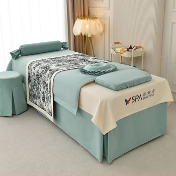 Prekrivka za krevet, set od četiri dijela, mješavina poliestera i pamuka, vez i satenska tkanina, reaktivno tiskanje i bojenje