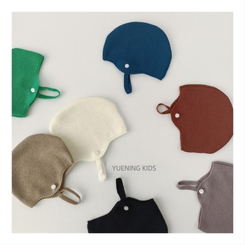 Pletena dječja kapa s zaštitom za uši, jesen, vunena mješavina, kupolasti vrh