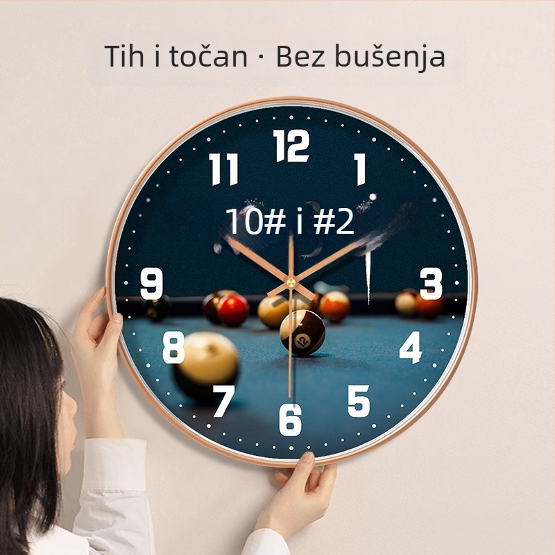 Zidni sat - tih hod kvarčnim mehanizmom, napajanje baterijama, okruglo plastično kućište, stakleni poklopac, dekorativan