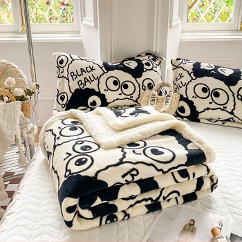 Deka od mliječne vune s velurovom, 300–500 g, uzorak crtani anime i cvijeće, pogodna za sve sezone