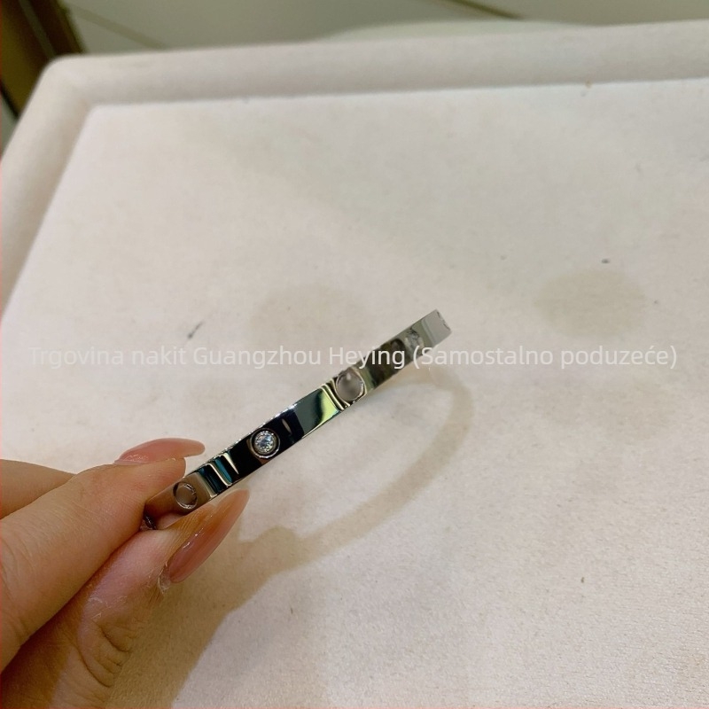 Narukvica ljubavi od bakrene legure, CNC visoka verzija, elektroplating završna obrada, 18K premaz, proljeće 2025 izdanje, težina 22 g