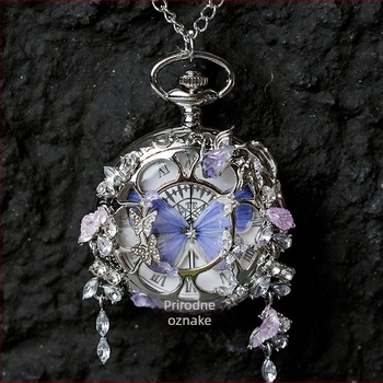 Džepni sat s leptirima – pokretni pravi primjerak leptira, dar za djevojke i prijateljice (Elektronički pogon; vodootpornost 35m; kućište od silikona; okrugli brojčanik; ABS staklo)