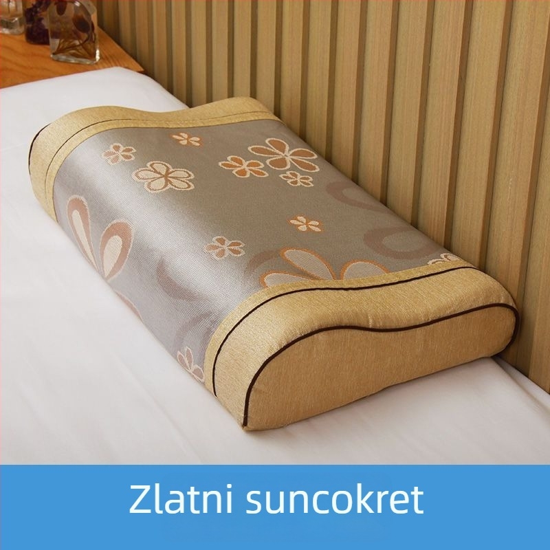 Pamukasta jastučnica, tkanina ravne pletene (plain weave), reaktivno bojanje, moderan minimalistički stil.