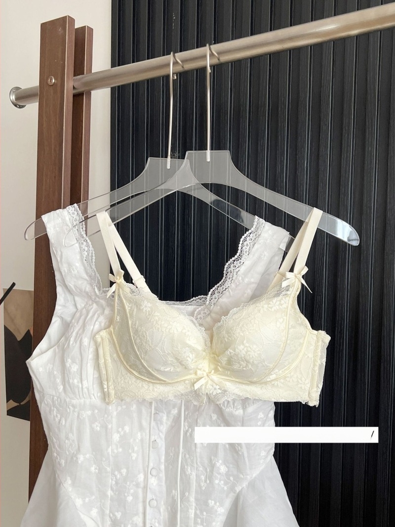 Originalno seksi čipkasto rublje za male grudi – push-up grudnjak koji vizualno povećava, podiže i skuplja bočne grudi, dizajn breskva