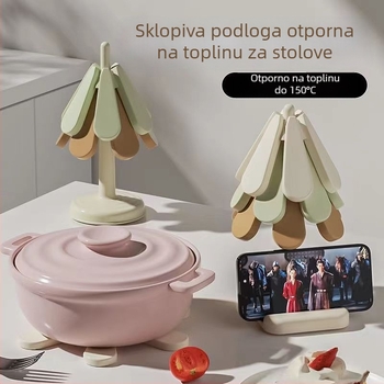 Silikonska podmetač za čaše u obliku božićnog drveta, materijal: silikon, toplinska izolacija, lansiran u lipnju 2024