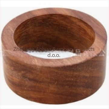 Drveni prsten za salvete, moderna jednostavnost, završni premaz bojom ili uljem, prilagodljivo pakiranje, ispis logotipa