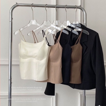 Camisola bez šavova, s nude dojmom, ugrađeni jastučići za grudi, tkanina od spandexa, naramenice sling, za sve sezone