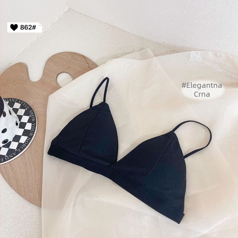 Beznarameničasti grudnjak s trokuta košaricama, tanke oblikovane košarice, prozračni Milk Silk materijal, 80–90% poliester