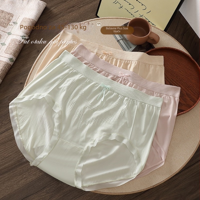 Bešivne ženske gaćice u plus veličini, jacquard materijal, udobne, visokim strukom, prianjaju uz bokove