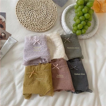 Ženske pamučne gaćice bez šavova, srednje visoke struka, prozračne