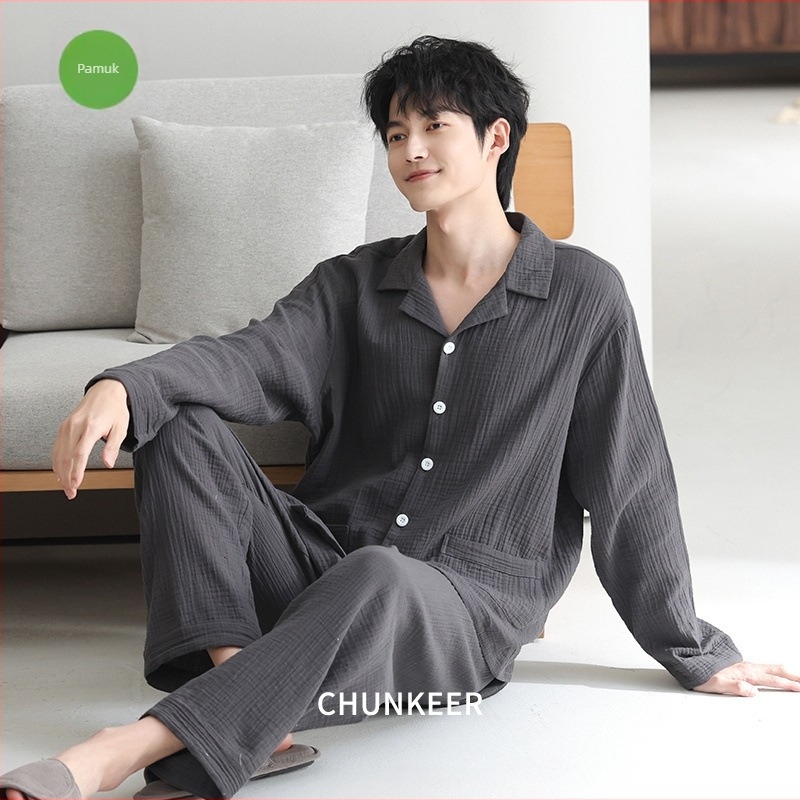 Muški pidžama u kardigan stilu, 100% pamuk, reverasti ovratnik, dugi rukavi, srednje težine 141-160 g/m², prozračan i udoban za dom i vanjsku upotrebu, pogodna za proljeće i jesen.