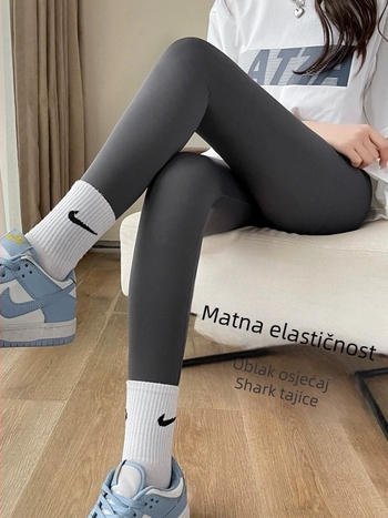 Ženske zimske joga hlače s flecom, debele, opušten kroj, duljina 9/10