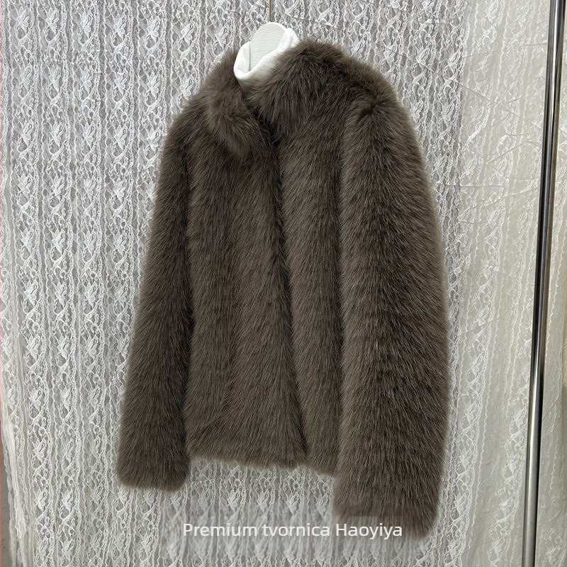 Ženska kožna jakna s lisicom krznom i integriranim umjetnim krznom, kratki kroj (Corduroy; glavni materijal: zec kožušina <30%; sekundarni materijal: Ostalo 50–70%)