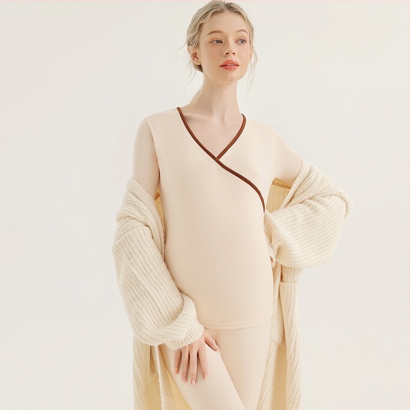 Majčinski termički set za dojenje – pidžame za dojenje, jesensko‑zimski topovi i hlače, poliestersko‑spandeks mješavina (90–95% poliestera, do 30% spandeksa)