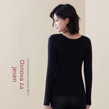 Ženska bazna majica od viskoze, dugi rukav, okrugli izrez, tanak materijal, oblikuje siluetu, može se nositi i kao vanjska odjeća
