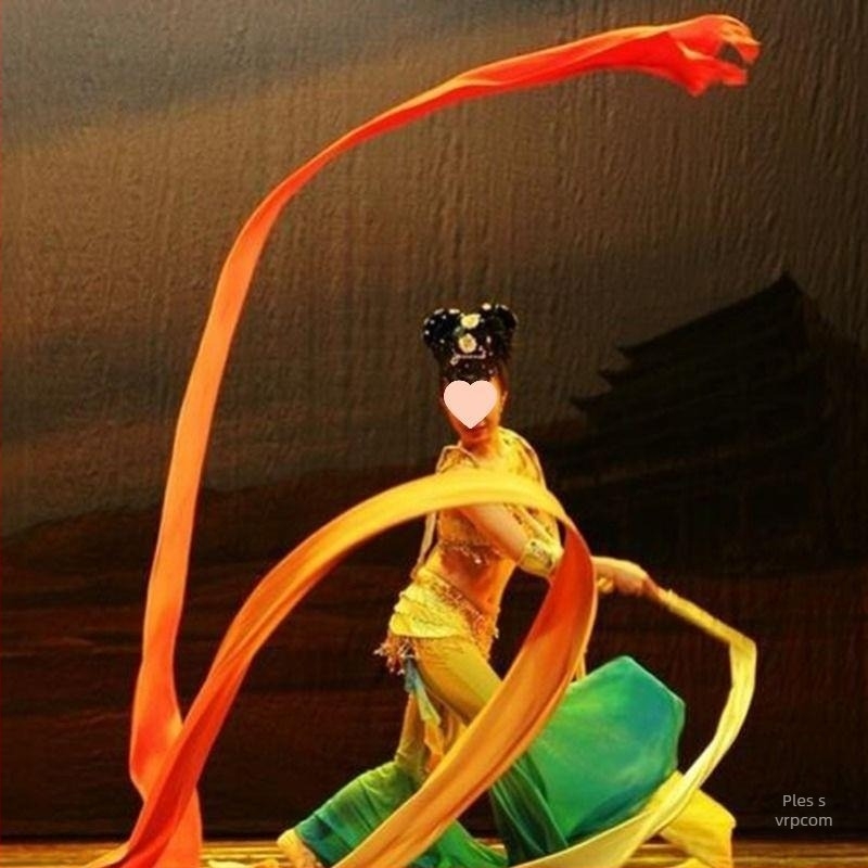 Duga tekuća plesna vrpca za zračni ples, s štapićem – proširena verzija, inspirirana Dunhuangom, za modnu pistu