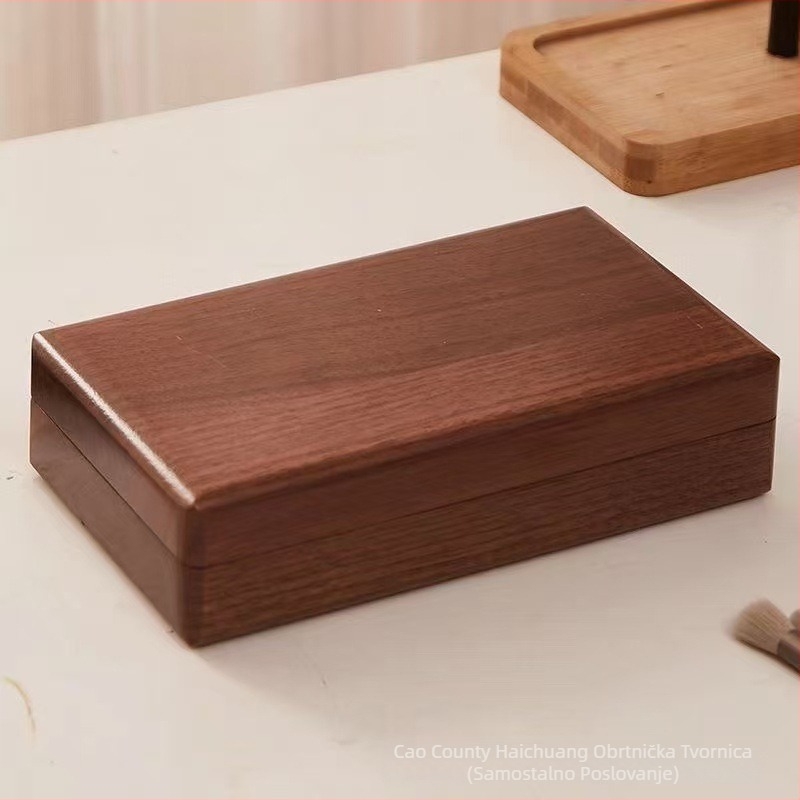 Kutija za nakit od masivnog drveta, s preklopnim poklopcem, podstavljena unutrašnjost, vintage stil