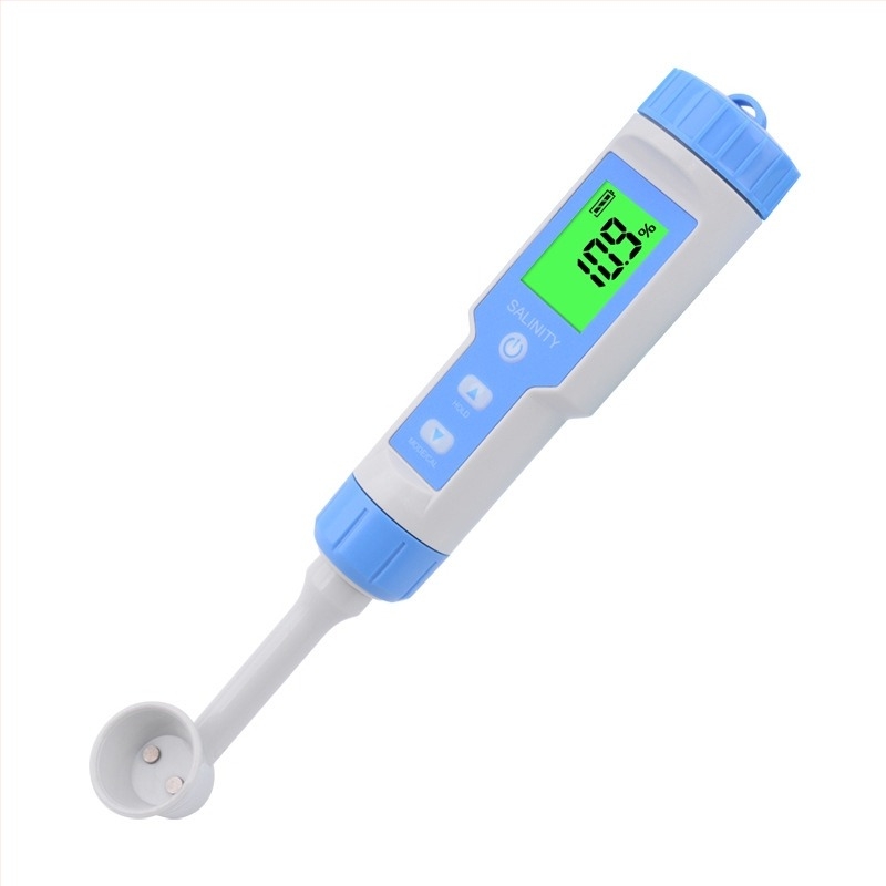 Prijenosni analizator kvalitete vode za mjerenje pH i slanosti; raspon soli 0-20%; točnost 0,1; rezolucija 0,1; napajanje 3×1,5V.