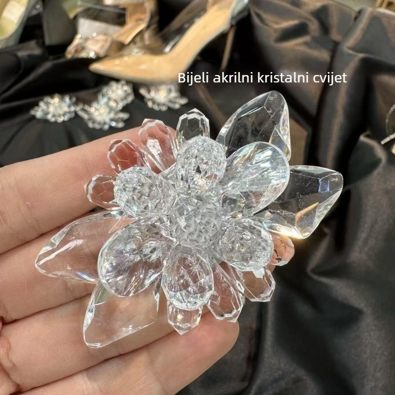 Kristalni cvjetni ukras za cipele s perlama — Model 100118; pogodan za sandale; Brend: Brightness Jewelry; Sezone: ljeto, proljeće, jesen