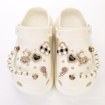 Lf-0154 Dodatak za sandale s bisernim lancem i metalnom teksturom – kompatibilan sa sandalama, platnenim cipelama i papučama; ljeto, proljeće, jesen; sladak akademski stil